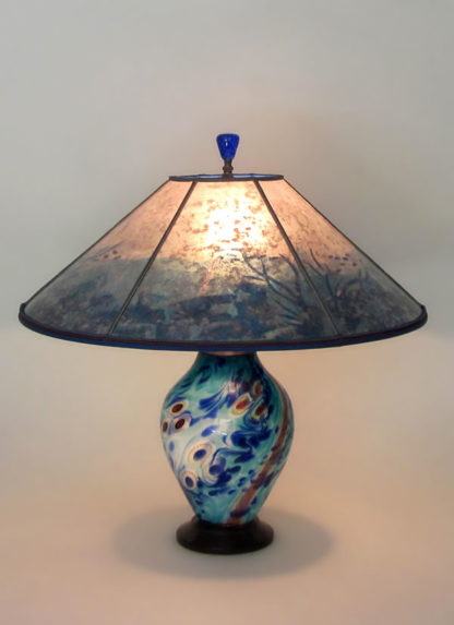 T288 Under the Sea Lamp and Lamp Shade - lighted base art glass table lamp with mica shade