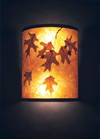 s85 Natural amber mica wall sconce with oak leaves