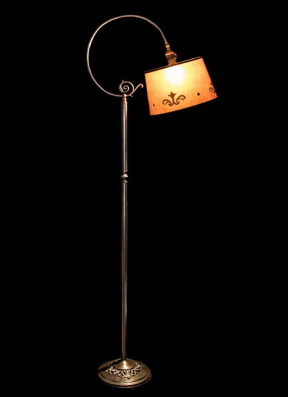 F356 “Big Loop” Bridge Lamp, Round Amber Mica Lampshade