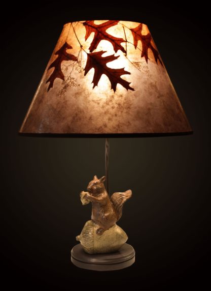 T364 Metal Squirrel Table Lamp